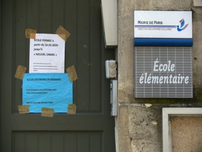Ecole élémentaire parisienne fermée à cause du nouveau coronavirus, le 16 avril 2020 - ERIC PIERMONT [AFP/Archives]