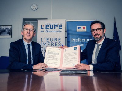Cette plateforme est lancée conjointement par le Département et la préfecture de l'Eure pour aider les communes et faire travailler les entreprises locales. - Département de l'Eure