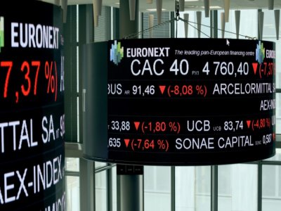 La salle de contrôle d'Euronext, société qui gère la Bourse de Paris - ERIC PIERMONT [AFP/Archives]