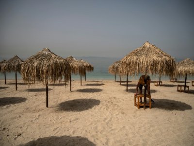 Une plage près d'Athènes, le 15 mai 2020 à la veille de la réouverture des plages en Grèce - Angelos Tzortzinis [AFP]