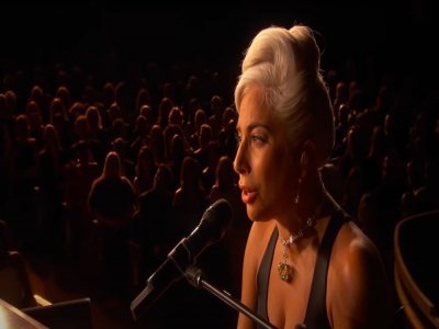 L'un des trois featuring enregistrés sur le nouvel album de Lady Gaga, bientôt disponible. - Clip Youtube