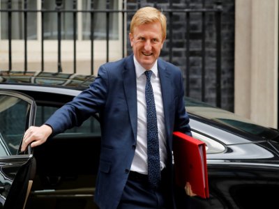 Le secrétaire d'Etats aux Sports  Oliver Dowden à son arrivée au 10 Downing Street, le 13 mai 2020 pour la réunion du gouvernement britannique - Tolga AKMEN [AFP/Archives]