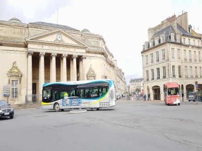 Sur la communauté urbaine de Caen la Mer, les passagers du réseau Twisto pourront à nouveau acheter leur titre de transport à bord des bus à partir du lundi 25 mai. - Célia Caradec