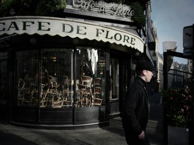 Le café de Flore à Paris, fermé le 15 mars 2020 - Philippe LOPEZ [AFP/Archives]