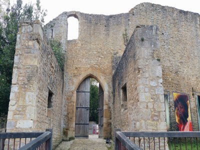 Le château de Crèvecoeur-en-Auge rouvre ses portes au public le samedi 30 mai.