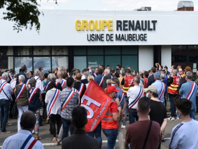 Manifestation devant l'usine Renault de Maubeuge, le 26 mai 2020 à Feignies - Thomas LO PRESTI [AFP/Archives]