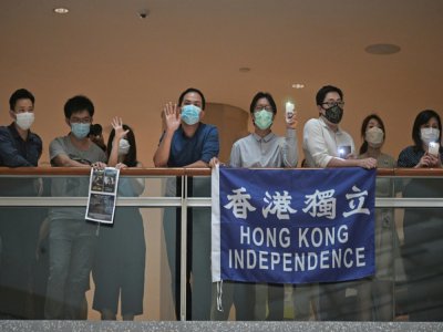Manifestation dans un centre commercial de Hong Kong, le 28 mai 2020 - Anthony WALLACE [AFP]