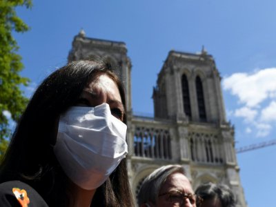 Anne Hidalgo devant Notre Dame de Paris, le 31 mai 2020 - ALAIN JOCARD [AFP]