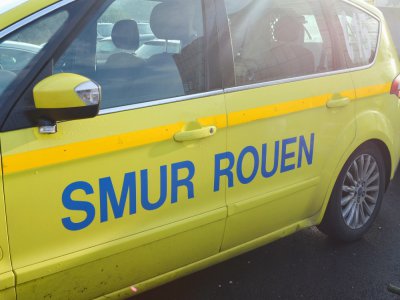 La victime a été transportée par le Smur vers le CHU de Rouen.