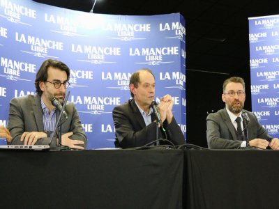 Antoine Delaunay (à gauche) laisse le champ libre à Guenhaël Huet et David Nicolas en se retirant des élections municipales. - La Manche Libre