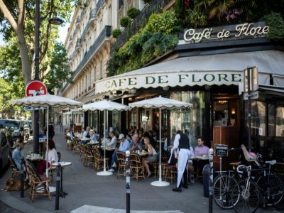 La terrasse du café de Flore, le 2 juin 2020, à Paris - Martin BUREAU [AFP]
