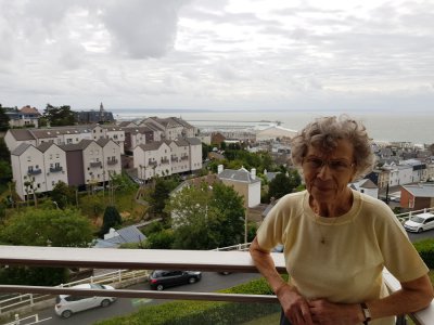 Henriette Leprovost a perdu sa famille le 5 juin 1944. Une bombe est tombée sur sa maison à Sainte-Adresse, la veille du Débarquement.