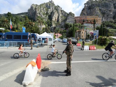 La frontière franco-italienne à Menton, le 3 juin 2020 - Valery HACHE [AFP/Archives]