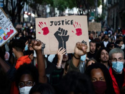 Manifestation contre le racisme et les violences policières, le 13 juin 2020 à Marseille - CLEMENT MAHOUDEAU [AFP]