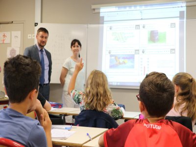 Comme ici, dans un collège de Petit-Quevilly à l'été 2019, l'opération Ecole ouverte permet d'accueillir des élèves pendant les vacances scolaires.