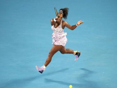 L'Américaine Serena Williams face à la Slovène Tamara Zidansek lors de l'Open d'Australie, à Melbourne, le 22 janvier 2020 - DAVID GRAY [AFP/Archives]