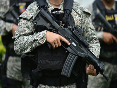 Des soldats colombiens patrouillent dans Tumaco, Colombie, le 19 février 2020 - Luis ROBAYO [AFP]