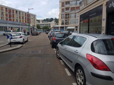 De faux procès-verbaux ont été déposés dans la nuit du vendredi 26 au samedi 27 juin au Havre sur les pare-brises de véhicules régulièrement stationnés.