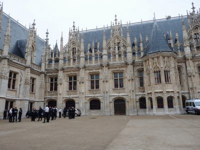 Une information judiciaire a été ouverte début juin par le parquet de Rouen, deux ans après les faits.