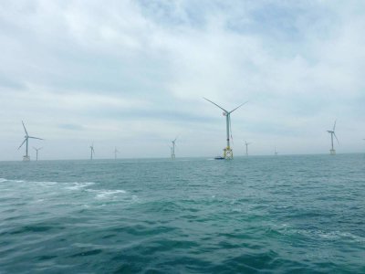 Le débat public sur le choix d'implantation d'un nouveau parc d'éoliennes en mer se poursuit avec quatre réunions publiques en juillet. -  