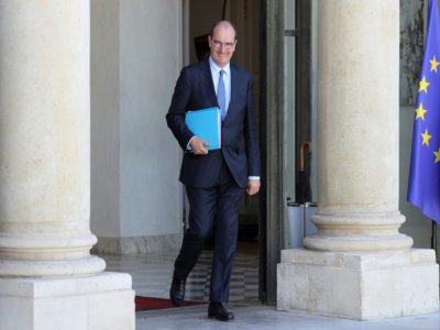 Le Premier ministre Jean Castex sur le perron de l'Elysée, le 7 juillet 2020 - Ludovic Marin [AFP]