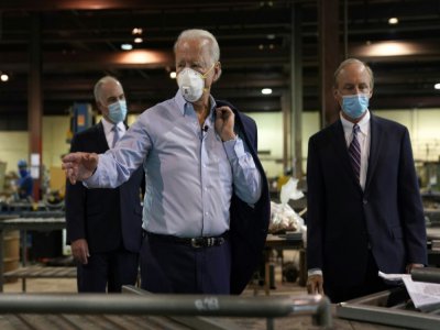 Joe Biden visite une usine à Dunmore (Pennsylvanie) le 9 juillet 2020 - TIMOTHY A. CLARY [AFP]