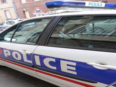 La police a ouvert une enquête. Le principal suspect a été placé en garde à vue et pourrait être déféré devant le parquet de Coutances, le jeudi 16 juillet.