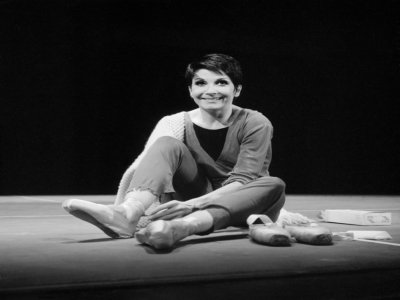 Zizi Jeanmaire le 16 décembre 1963 lors d'une répétition au théâtre national de Paris - - [UPI/AFP/Archives]