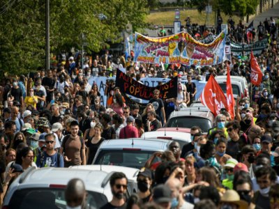 Marche organisée en mémoire d'Adama Troaré à Beaumont-sur-Oise, le 18 juillet 2020 - Bertrand GUAY [AFP]