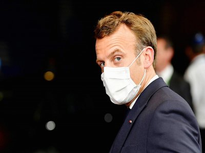 Le président français Emmanuel Macron lors du sommet de l'UE à Bruxelles, le 18 juillet 2020 - JOHN THYS [POOL/AFP]