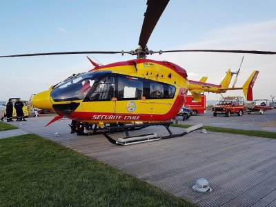 Le lundi 20 juillet, l'hélicoptère Dragon 76 a emmené au CHU de Rouen un homme de 21 ans gravement blessé. (Illustration) - SDIS14