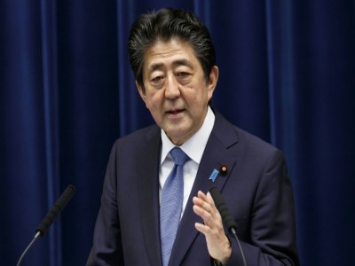 Le premier ministre japonais Shinzo Abe lors d'une conférence de presse à Tokyo le 18 juin 2020. - Rodrigo REYES MARIN [POOL/AFP/Archives]