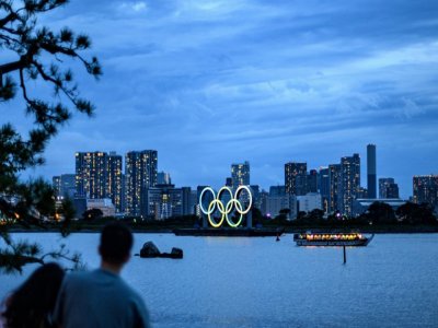 Les anneaux olympiques, à Tokyo, le 12 juillet 2020 - Philip FONG [AFP/Archives]