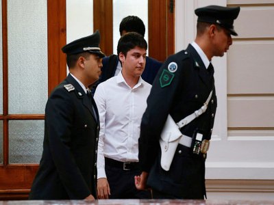 Nicolas Zepeda, le 14 février 2017 quitte le tribunal à Santiago - Pablo VERA [AFP/Archives]