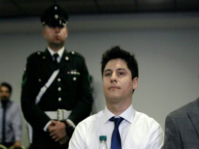 Nicolas Zepeda, soupçonné du meurtre de son ancienne petite amie japonaise en 2016 à Besançon, assiste à une audience concernant son extradition, le 5 mars 2020 à Santiago - Claudio REYES [AFP/Archives]