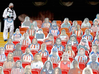 Des photos de fans dans les tribunes du stade d'Akron à Guadalajara au Mexique le 25 juillet 2020 - Ulises Ruiz [AFP]