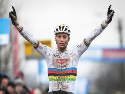 Le Néerlandais Mathieu Van der Poel, vainqueur de l'épreuve de cyclo-cross d'Otegem, le 13 janvier 2020 - DAVID STOCKMAN [BELGA/AFP/Archives]