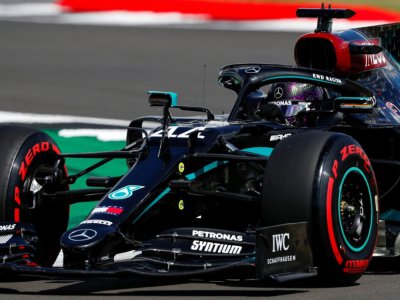 Lewis Hamilton (Mercedes) lors des qualifications du GP de Grande-Bretagne sur le circuit de Silverstone, le 1er août 2020 - Frank Augstein [POOL/AFP]