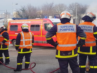 Les pompiers de Seine-Maritime - Noémie Lair [Illustration]
