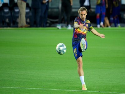 L'attaquant français de Barcelone, Antoine Griezmann, à l'échauffement avant le match de Liga face à l'Espanyol, au Camp Nou, le 8 juillet 2020 - LLUIS GENE [AFP/Archives]