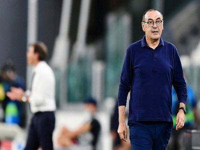 L'entraîneur de la Juventus Maurizio Sarri lors du 8e retour de Ligue des champions face à Lyon, le 7 août 2020 à Turin - Miguel MEDINA [AFP]