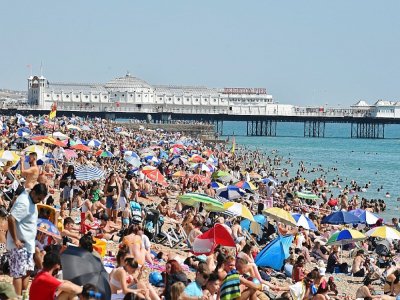 La plage de Brighton, en Angleterre, le 7 août 2020 - Glyn KIRK [AFP]