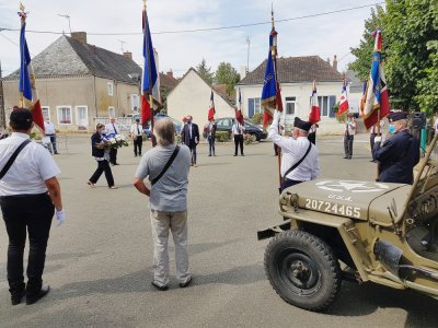Malgré les conditions sanitaires post-Covid-2019, la "Route Leclerc" rend hommage en 2020 au général et à ses hommes, entre le nord-Sarthe et l'Orne.