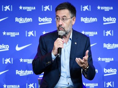 Le président du Barça Josep Maria Bartomeu lors de la présentation du nouvel entraîneur du club Ronald Koeman au Camp Nou le 19 août 2020 - Josep LAGO [AFP/Archives]