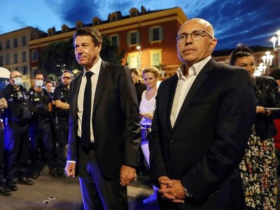 Le maire de Nice Christian Estrosi (g) et le député LR Eric Ciotti, à Nice le 11 juin 2020 - Valery HACHE [AFP/Archives]