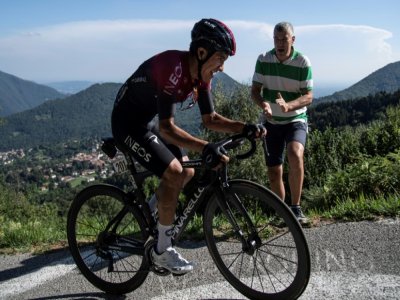 L'Equatorien Richard Carapaz lors du Tour de Lombardie, entre Bergame et Côme, le 15 août 2020 - MARCO BERTORELLO [AFP/Archives]