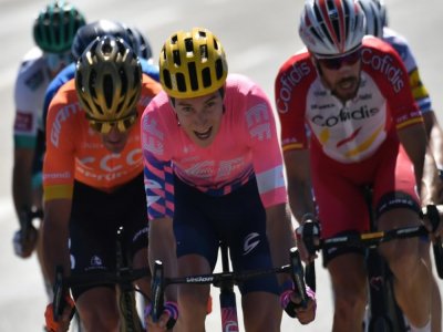 L'Américain Neilson Powless (c) lors de la 6e étape du Tour de France, entre Le Teil et le mont Aigoual, le 3 septembre 2020 - Marco Bertorello [AFP]
