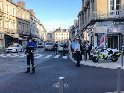 Mercredi 9 septembre, les contrôles effectués grâce aux douze motocyclistes ont eu lieu dans la ville d'Alençon, puis le lendemain, route de Briouze à Flers.