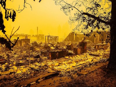 Les ruines d'une école primaire partie en fumée après le passage de l'incendie Santiam, à Gates, dans l'Oregon, le 10 septembre 2020 - Kathryn ELSESSER [AFP]