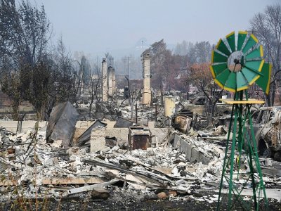 Les décombres d'un ensemble résidentiel à Talent (Oregon) le 15 septembre 2020 - Robyn Beck [AFP]